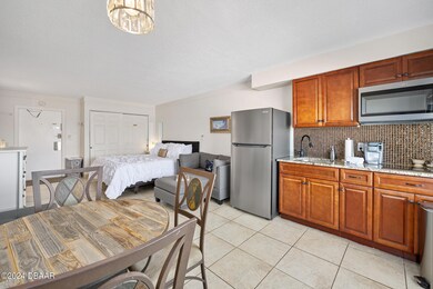 935 S Atlantic #363