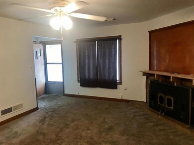 615 N 30th St, Parsons, KS 67357 - photo 3