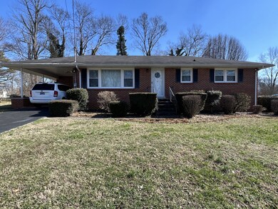 107 Burrum Dr, Shelbyville, TN 37160 - photo 2