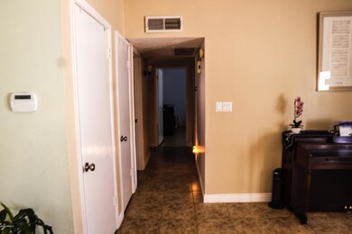 1709 N Burbank Ct, Chandler, AZ 85225 - photo 6