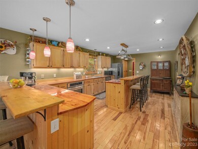 45 Bitterroot Dr, Burnsville, NC 28714 - photo 3