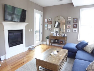 585 E 7th St unit 3, Boston, MA 02127 - photo 4