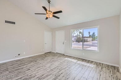 1338 E Utopia Rd - Web Quality - 006 - 0