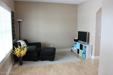 1700 Planters Row Dr SW, Byron Center, MI 49315 - photo 4