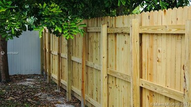 2211 Freedom St, Hollywood, FL 33020 - photo 4