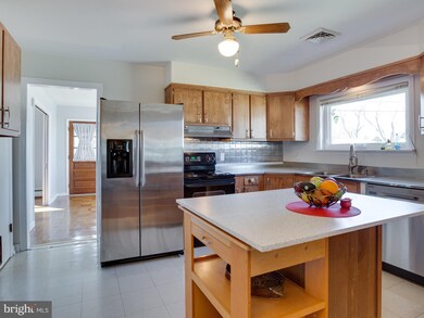 521 Zaidee Ln, Stevensville, MD 21666 - photo 7