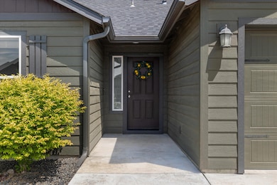 2471 NW Jackpine Ln, Redmond, OR 97756 - photo 3