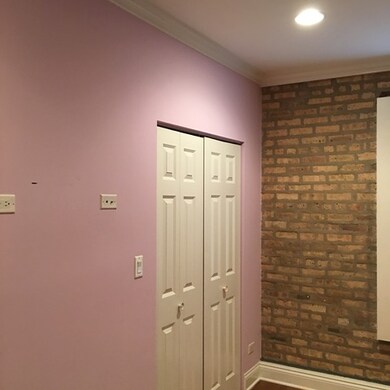 2820 W Arthur Ave unit 3, Chicago, IL 60645 - photo 6