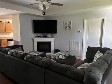 341 Trent Rd, Lafayette, TN 37083 - photo 4