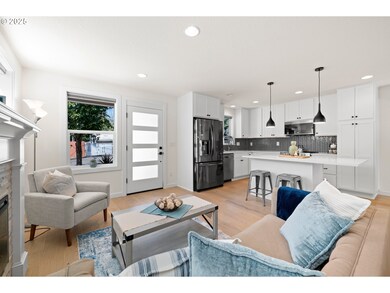 6505 SE Clatsop St unit C, Portland, OR 97206 - photo 6