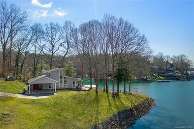 Enjoy year round living on Lake Norman