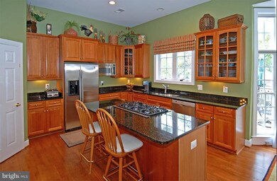 6410 South St, Falls Church, VA 22042 - photo 3