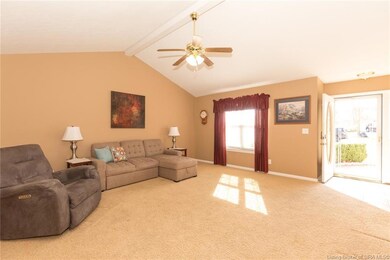 Carpteed living room i very spacious!