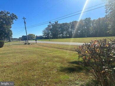 44980 Hewitt Rd, Callaway, MD 20620 - photo 3