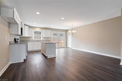 850 Berg St, Asheboro, NC 27203 - photo 4