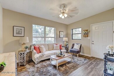 2814 Brackridge Blvd E, Jacksonville, FL 32216 - photo 2