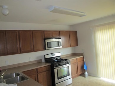 8930 Spurflower Path Ln, Houston, TX 77075 - photo 3