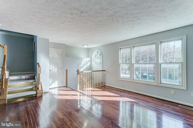 600 Budleigh Cir, Lutherville Timonium, MD 21093 - photo 3