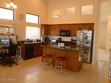 Kitchen w-Island