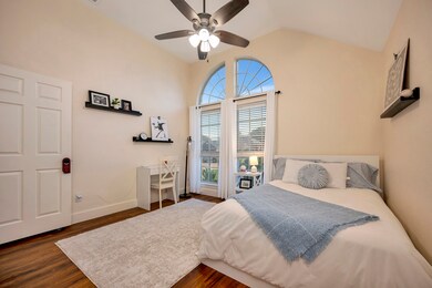 1084 Westgrove Dr, Saginaw, TX 76179 - photo 5