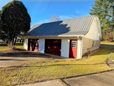 12413 Ripley Rd, Point Pleasant, WV 25550 - photo 2