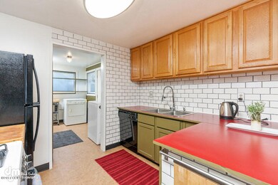 Kitchen 20171125-DW-0616_1-SMALL