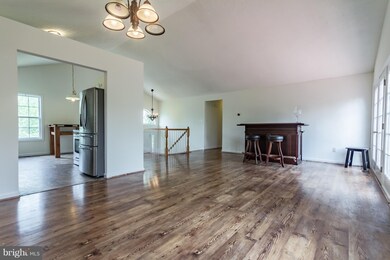 349 Montgomery Cir, Stephens City, VA 22655 - photo 7