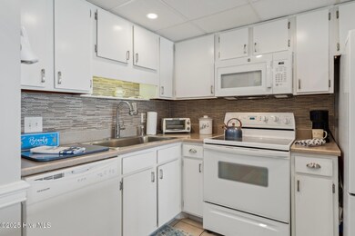 1210_N_Waccamaw_Dr_Murrells_Inlet_SC_295
