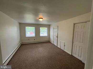 14 E 6th St, Lansdale, PA 19446 - photo 2