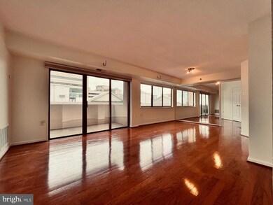 Woodbury Heights Condominium unit 1107, Arlington, VA 22201 - photo 2