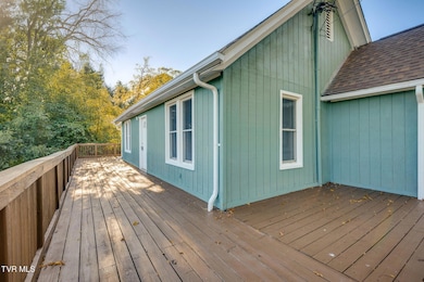 548 Floyd St, Bristol, VA 24201 - photo 5