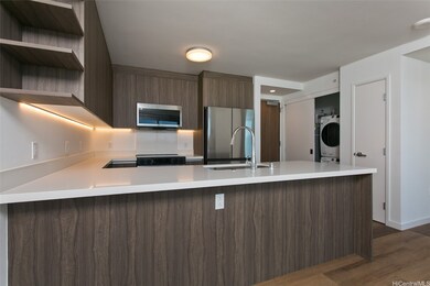 1515 Liona St unit 4114, Honolulu, HI 96814 - photo 4