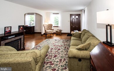 3032 Edmonds Rd, Lafayette Hill, PA 19444 - photo 4