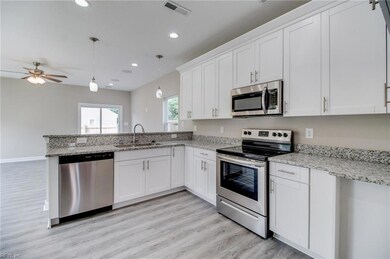 114 N 4th St, Suffolk, VA 23434 - photo 5