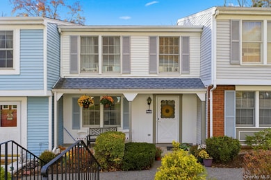 904 Kings Way unit 904, Carmel, NY 10512 - photo 2