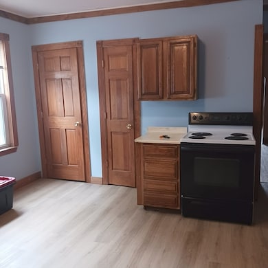 14 Douglas Ct, Worcester, MA 01603 - photo 5