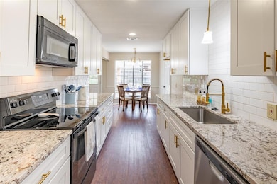 2 Lincolnshire Cir, Bedford, TX 76021 - photo 5