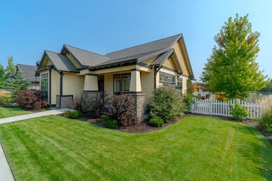 964 NW Rimrock Dr, Redmond, OR 97756 - photo 4