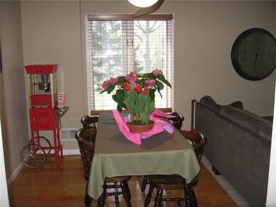 443 Vera Cir unit F, Bethlehem, PA 18017 - photo 4