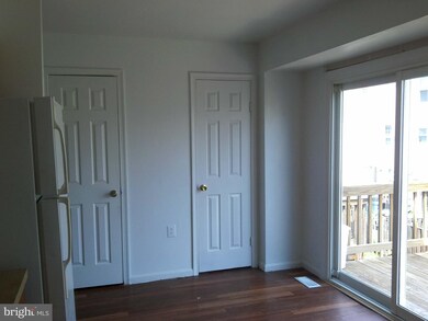 7377 Saint Thomas Loop, Manassas, VA 20109 - photo 4