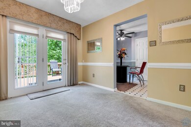 11102 Southlakes Dr, Bowie, MD 20721 - photo 7