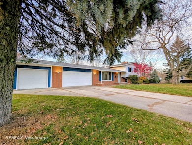 2 Mary Lane Ct, Frankenmuth, MI 48734 - photo 3