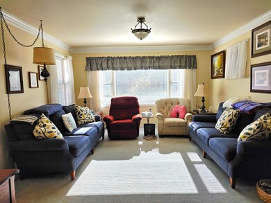 44 Leroy St, Hillsdale, MI 49242 - photo 5