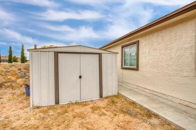 14299 Desert Cactus Dr, Horizon City, TX 79928 - photo 7