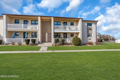 98 Wharfside Dr, Monmouth Beach, NJ 07750 - photo 7