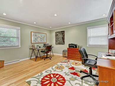 880 S Kent Ave, Elmhurst, IL 60126 - photo 3