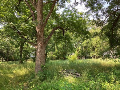 602 E 8th St, Bonham, TX 75418 - photo 6