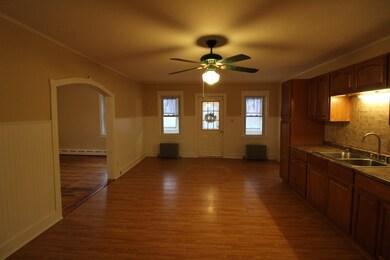 27 Mount Pleasant St unit 1, Westport, MA 02790 - photo 4