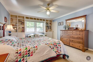 1537 Killdeer Dr, Naperville, IL 60565 - photo 3