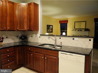 425 Saddlery Dr, Perkasie, PA 18944 - photo 5